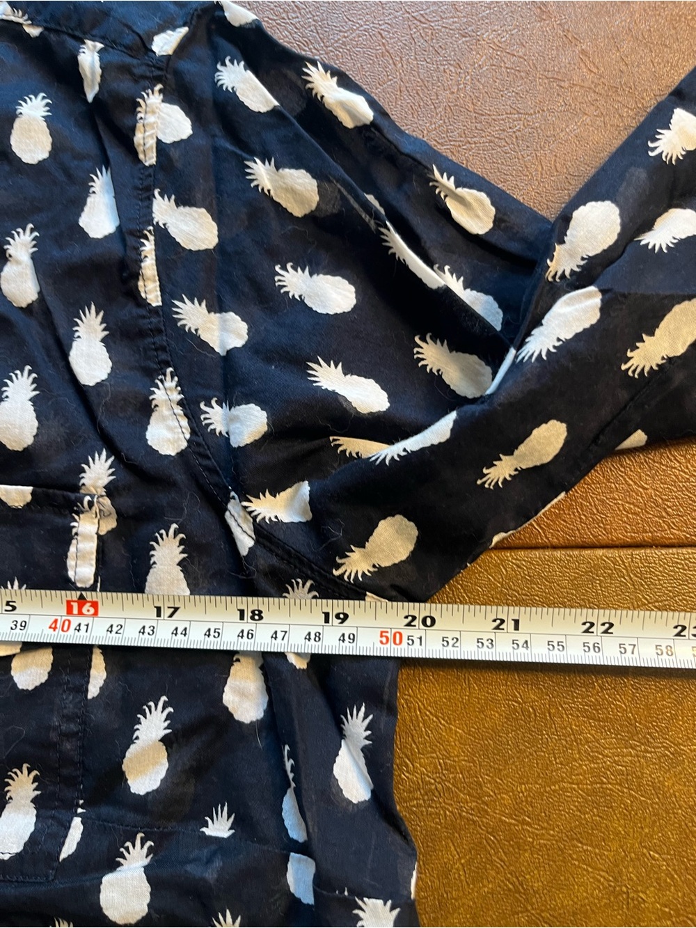 Talbots Navy Lightweight Cotton Shirt with White Pineapple Motif Women’s Size Xp - Picture 5 of 7